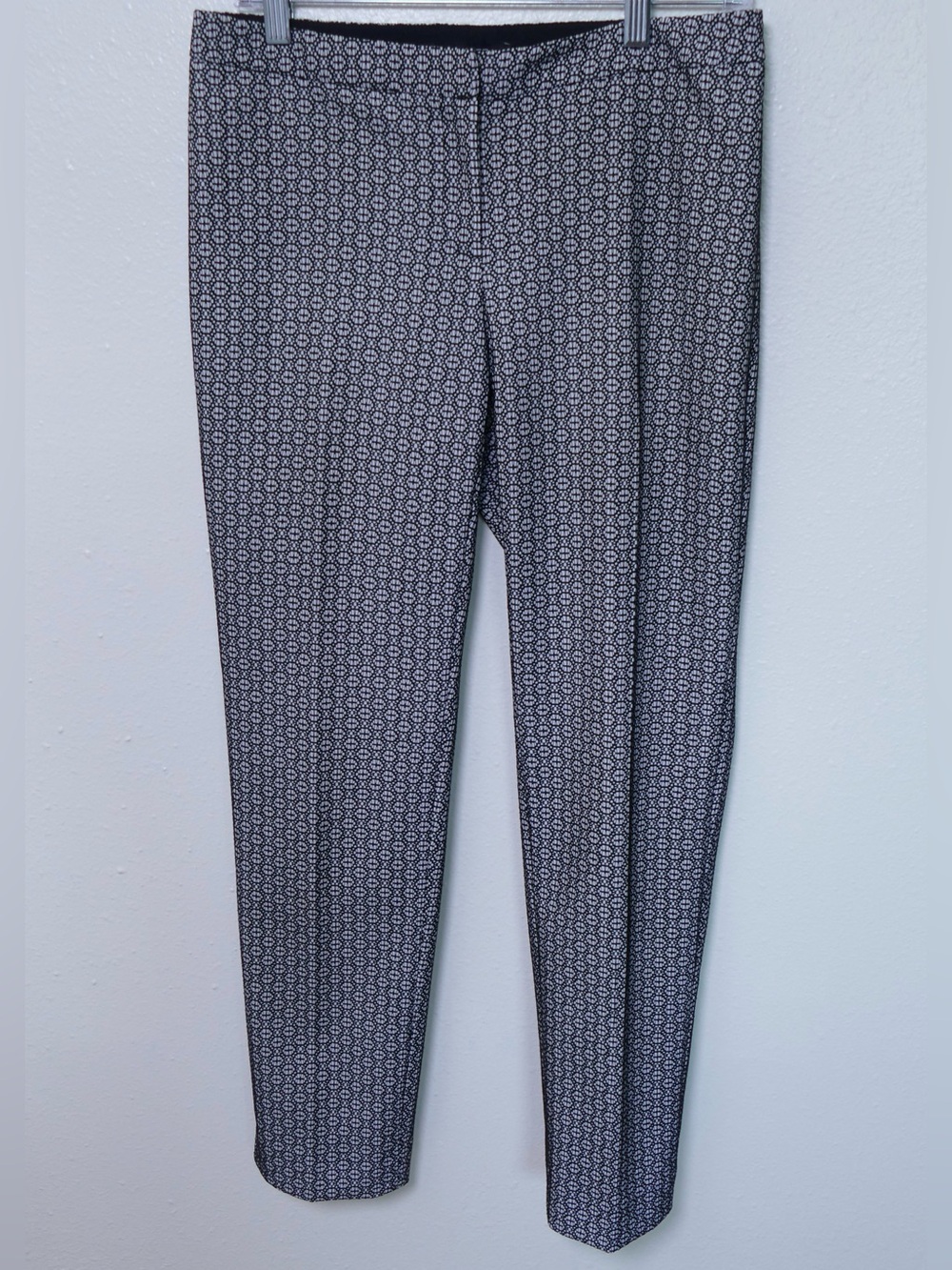 Etcetera Women’s Jacquard Geometric Dress Pants Size 4 Black White Slit Hem